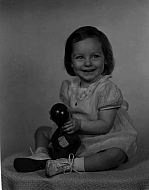  : FLOSSIE VIAR BABY, DECEMBER