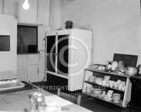  : Elsie Burton, 405 & 12th, January 3, 1956