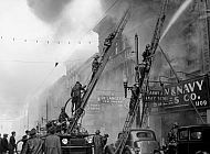  : Fire Pictures, Main & 11th, 1940?