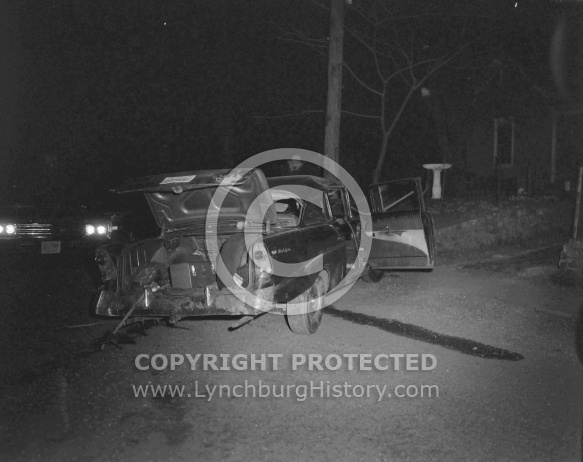  : Auto Hits Pole,  1005 Main St. Madison Heights, April 10