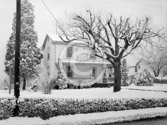  : Snow, Feb 8 1965