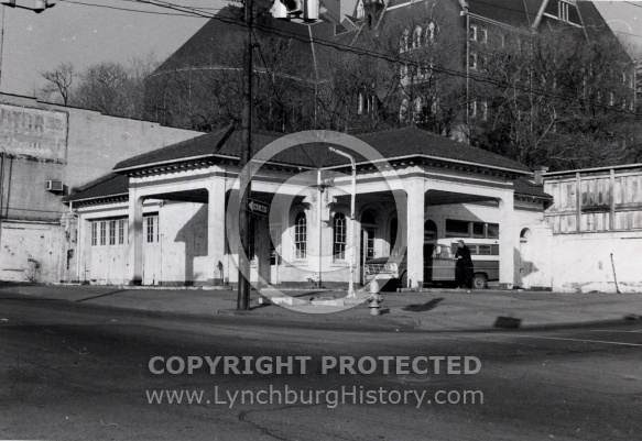  : Amoco Station at 12th and Church Sts