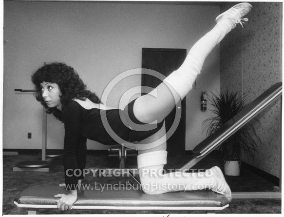  : 82 fall fashion JoJo