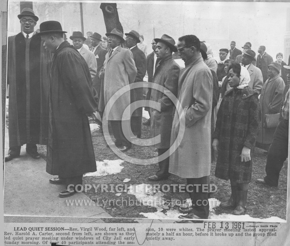  : Prayer outside jail