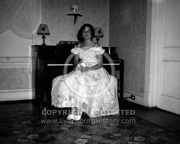  : Dorothy White - pictures of woman