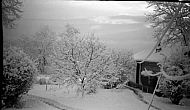  : Snow shuts