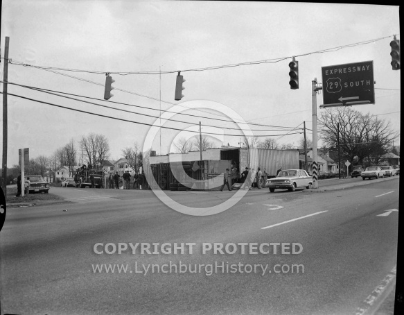  : truck (trailer) turnover, April 3, 1965