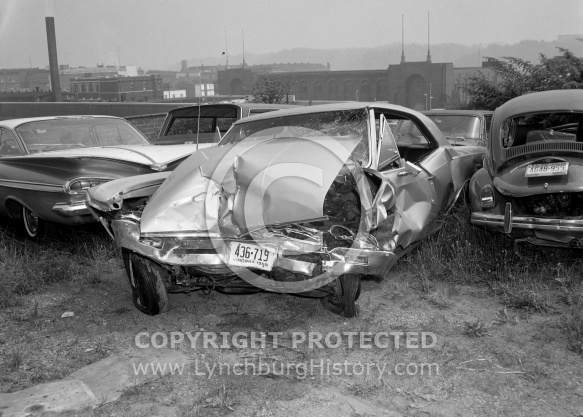  : Woody, Car Wreck