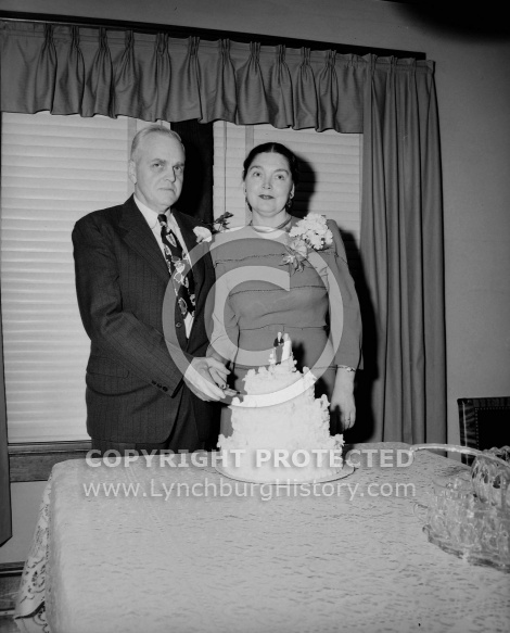  : MR. & MRS. JACK COX, TMBERLAKE ROAD, DECEMBER 18