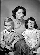  : Mary Anne Lang & Family, Dec 1952