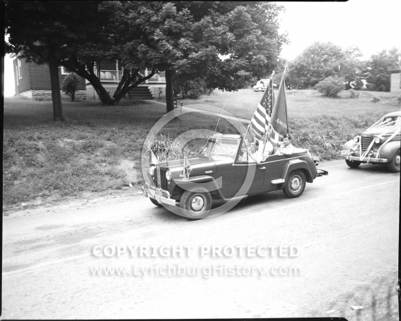  : Main Street, Madison Heights, Parade