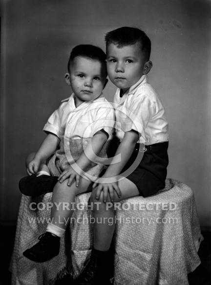  : Bobbie Bryant - portrait of two boys