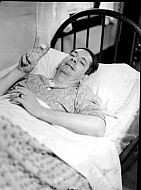  : JIM RAY IN BED