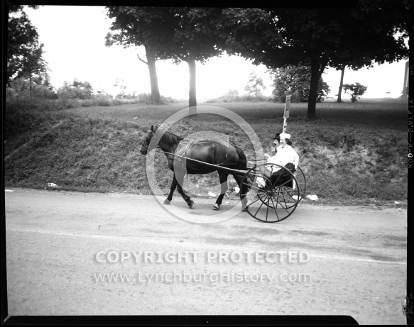  : Main Street, Madison Heights, Parade