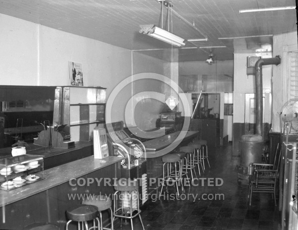  : Elsie Burton, 405 & 12th, January 3, 1956