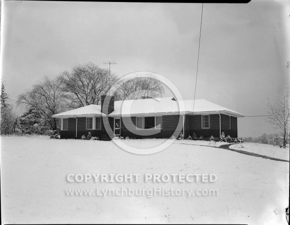  : Tom Banton House in Snow