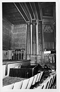 Paramount Interior - Columns Organ