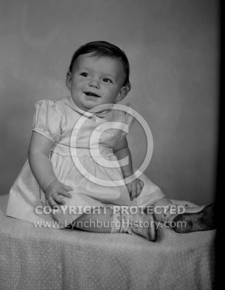  : Mrs Mays Jr Baby, Oct 1951, Amherst VA